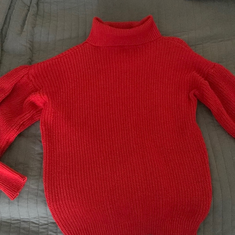 NWT red balloon sleeve sweater